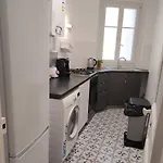 Bright And Cozy Lejlighed